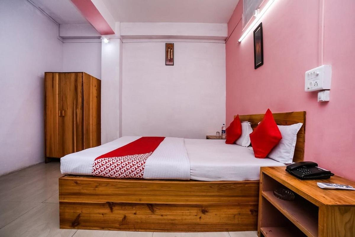 Shillong Guest House ภายนอก รูปภาพ